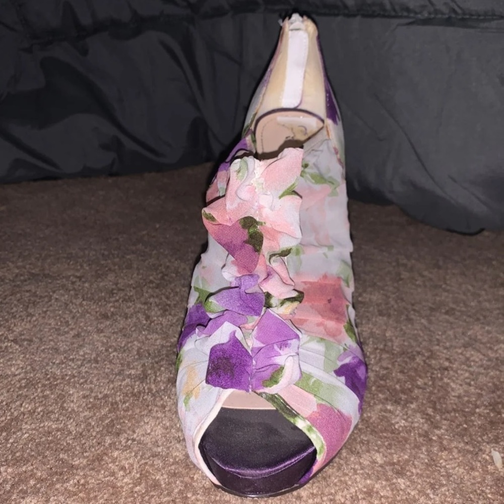 Formal high heels - Picture 3 of 3